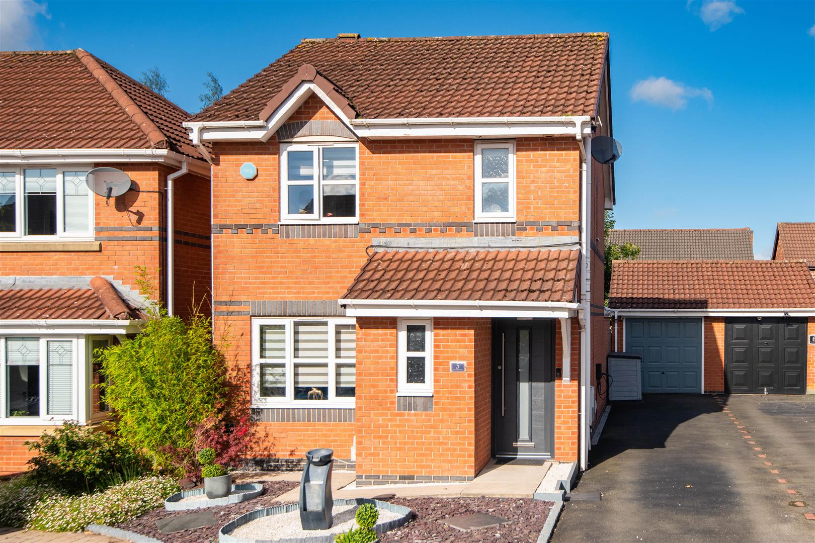 3 bed property in Cyclamen Close, Leyland